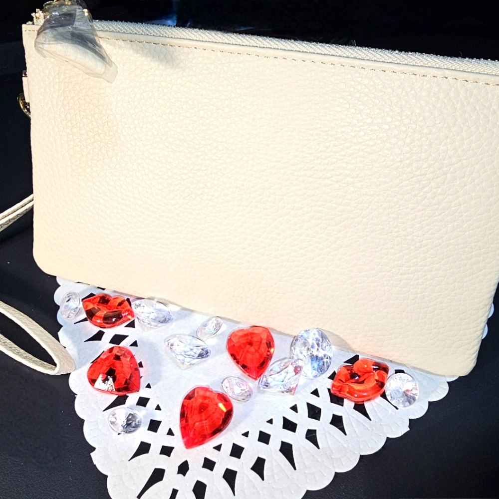 New wristlet